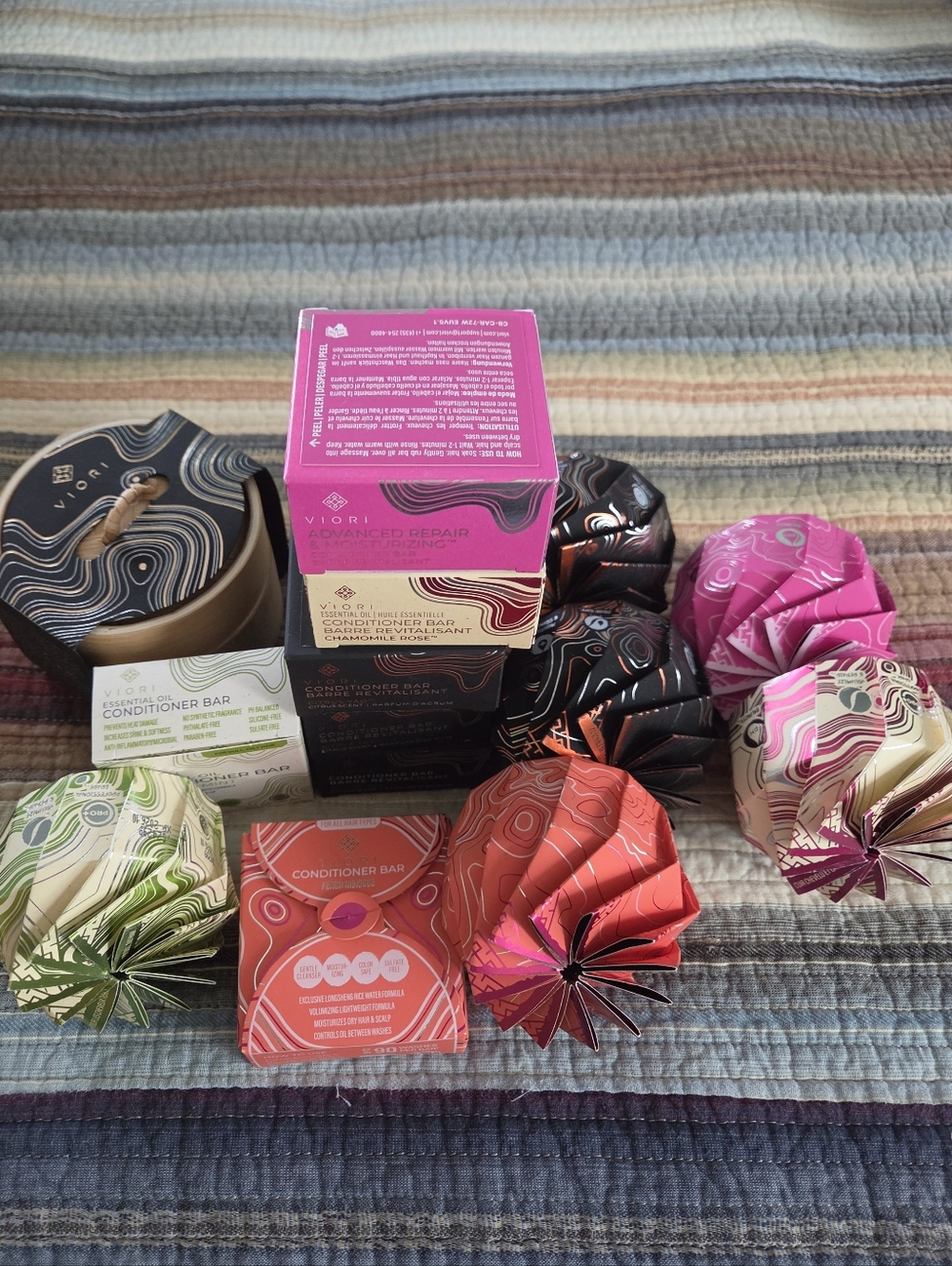 Lot NIB Viori Shampoo & Conditioner Bars With Bamboo Holder